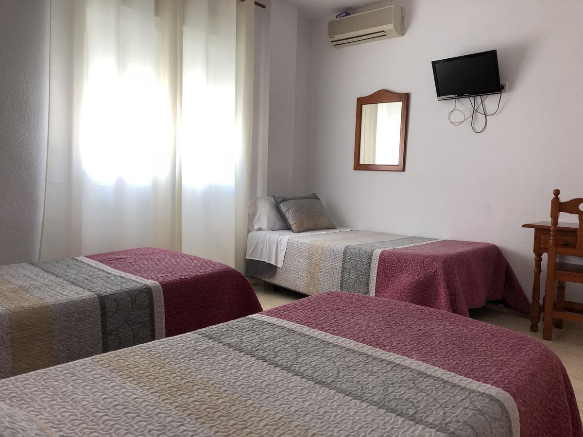 Hostal 82 Olías del Rey Eksteriør billede