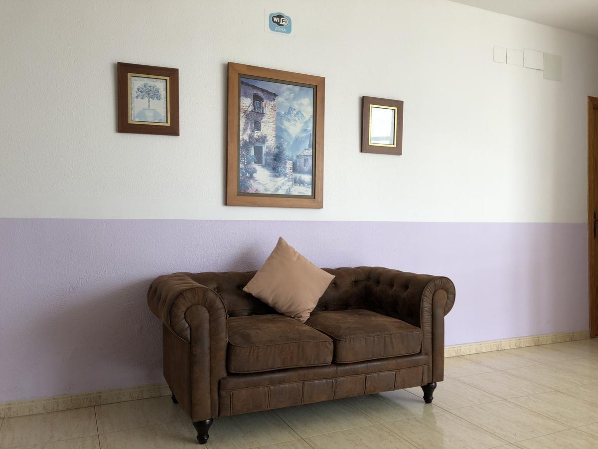 Hostal 82 Olías del Rey Eksteriør billede