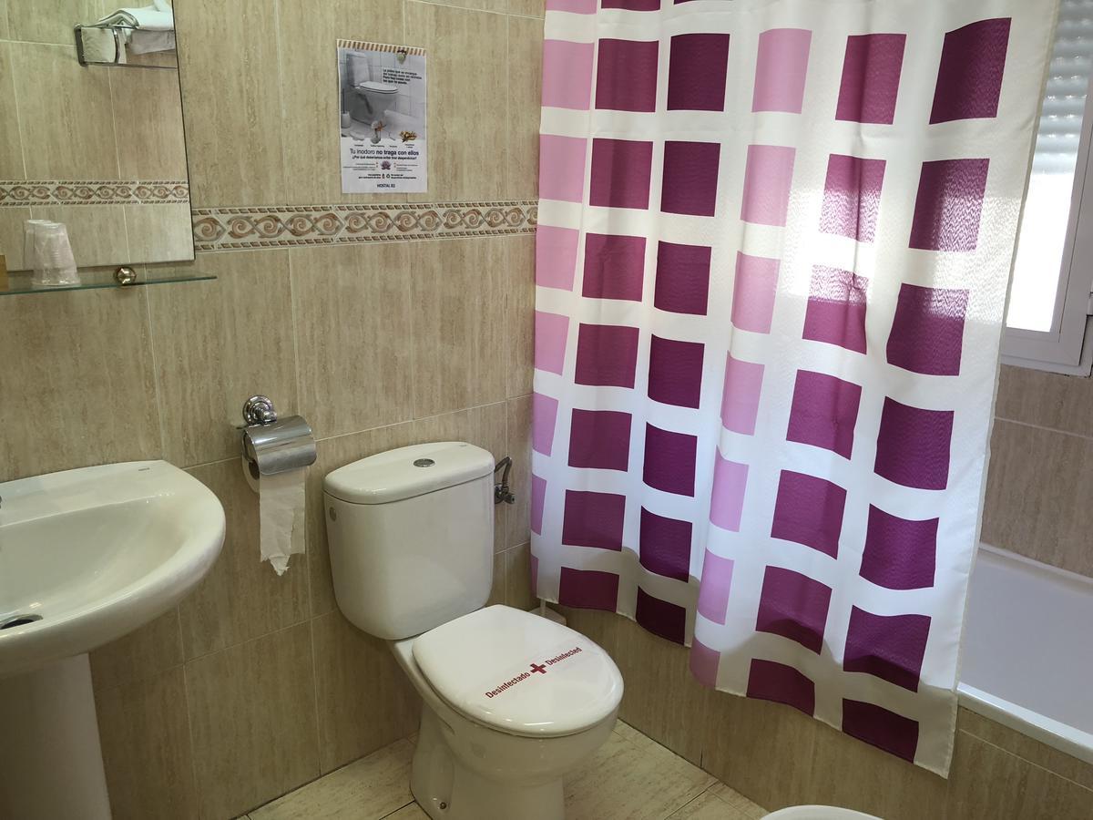 Hostal 82 Olías del Rey Eksteriør billede