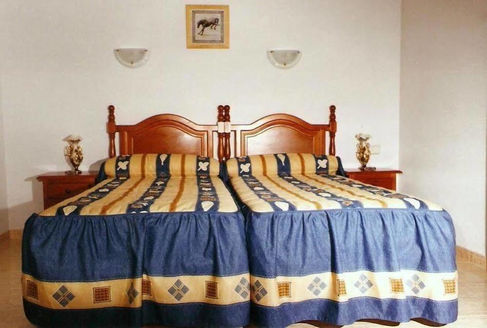 Hostal 82 Olías del Rey Eksteriør billede